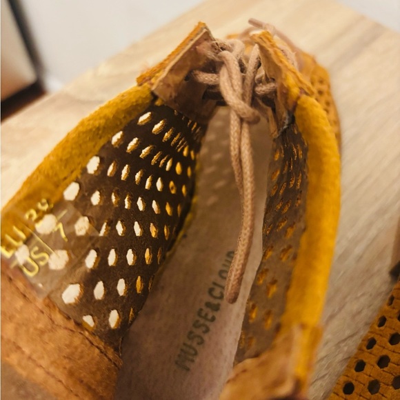 Musse & Cloud Leather Lace Up Flat Shoes Sandals Size 7 - Picture 7 of 8